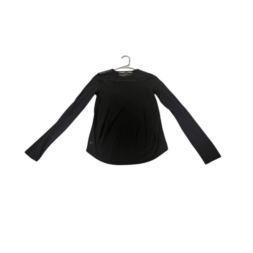 NWT Lululemon Size 2 Black Long Sleeve Athletic Top Pleated Back. Capsule Wear - Picture 4 of 10